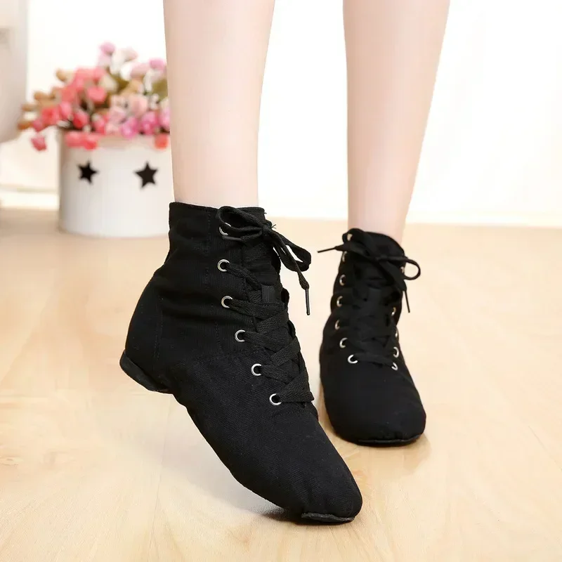 Coupons Woman Woman's Lace Up  - Women'S Xc Shoes 评论和价格