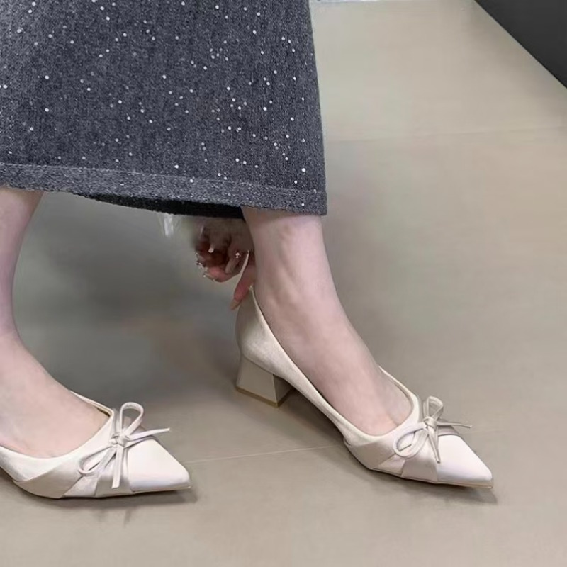 Retro Mid-length Single Shoes  - Women'S Heels 评论和价格