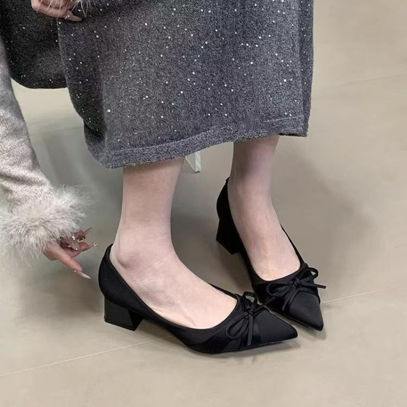 Retro Mid-length Single Shoes  - Women'S Heels 评论和价格