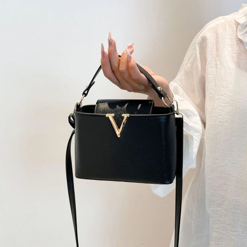 Luxury Women's Tote Bag, Chic  - Women'S Shoes Louis Vuitton 评论和价格